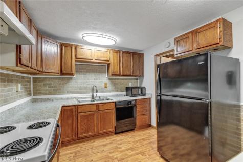 4297 Bennington Boulevard Brunswick OH 44212