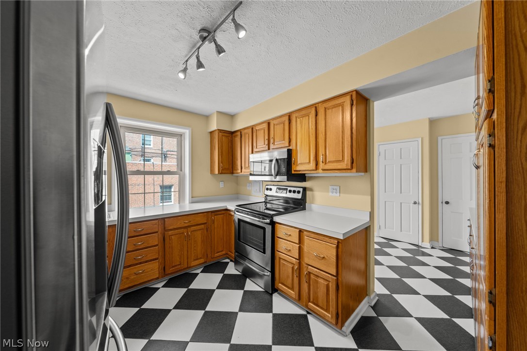 13700 Shaker Boulevard Cleveland OH 44120