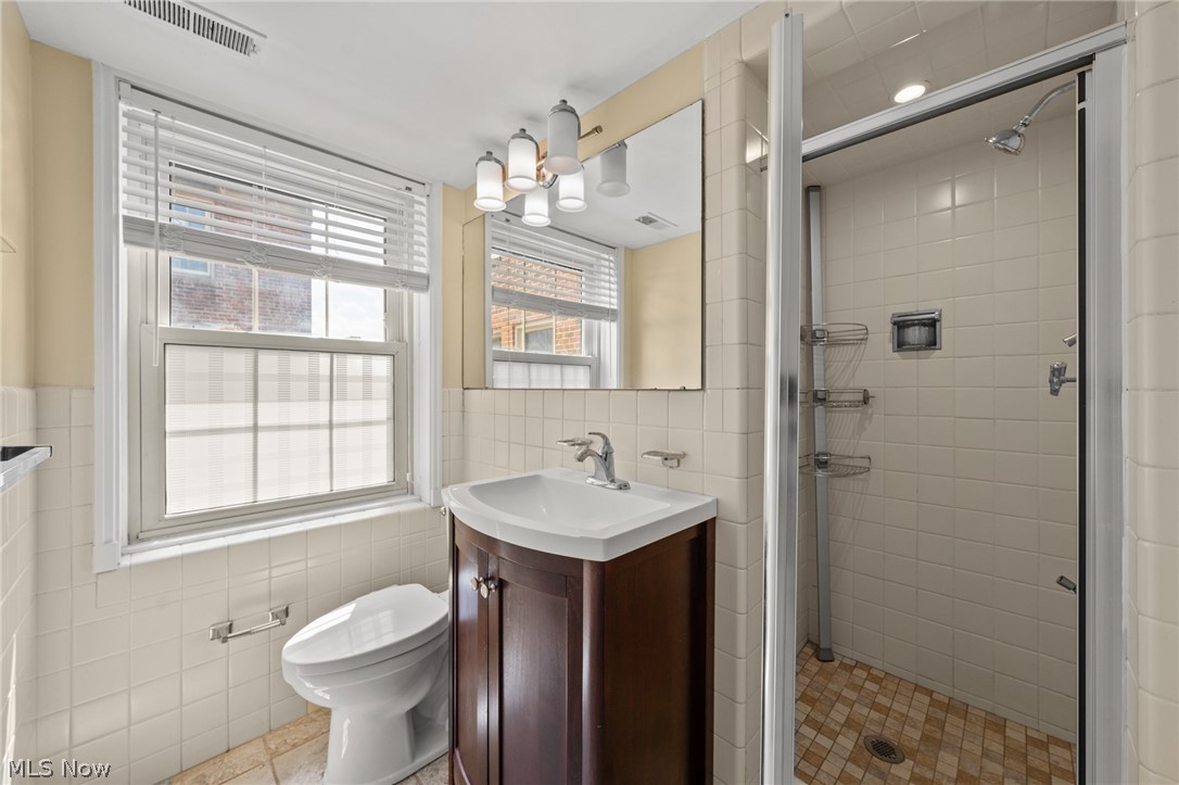 13700 Shaker Boulevard Cleveland OH 44120