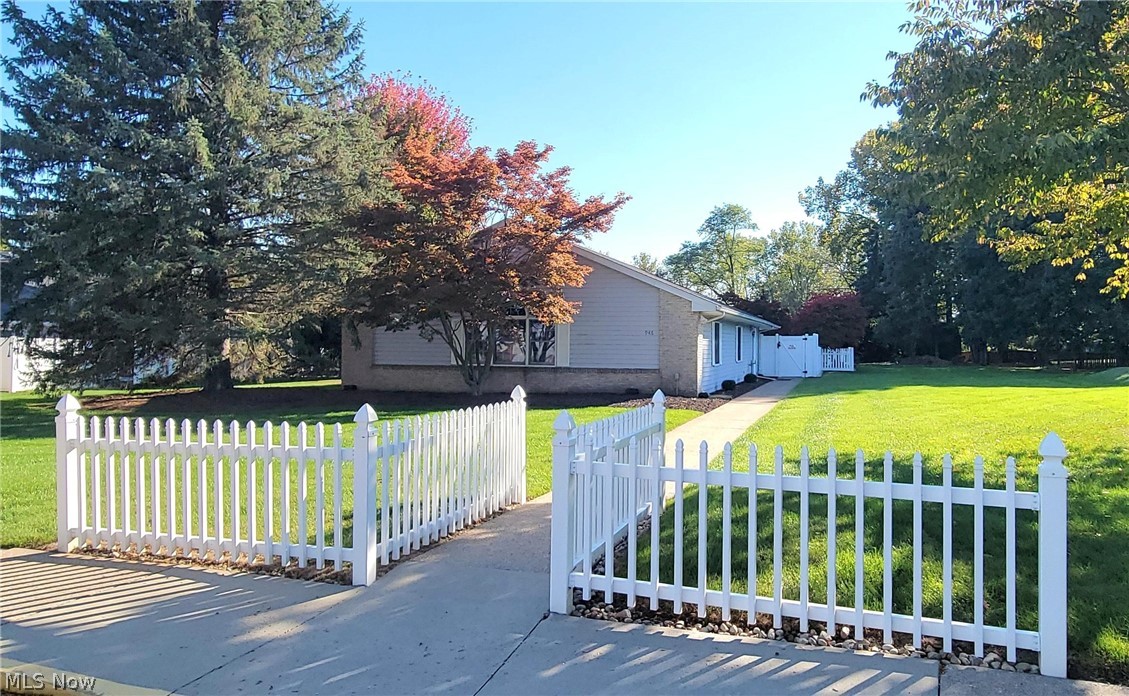 1131 Billetter Drive Huron OH 44839