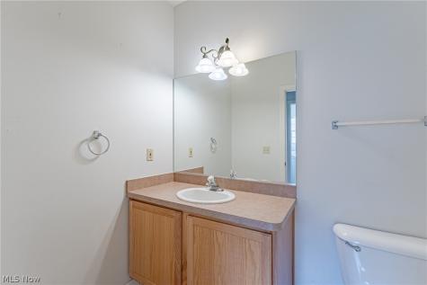 8757 Roberts Court Olmsted Falls OH 44138