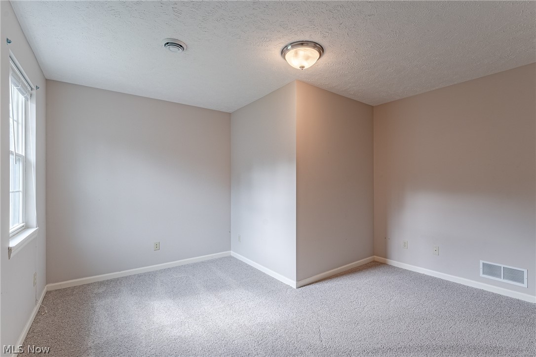 8757 Roberts Court Olmsted Falls OH 44138