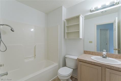 8757 Roberts Court Olmsted Falls OH 44138
