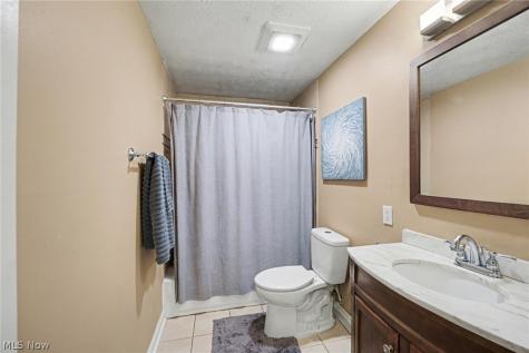 3671 Windjammer Cove Aurora OH 44202