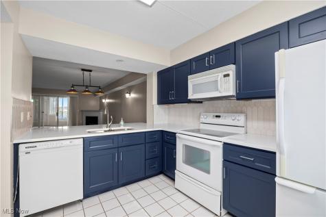 32 Marina Point Drive Sandusky OH 44870