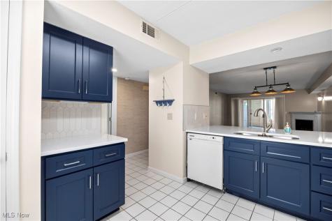 32 Marina Point Drive Sandusky OH 44870