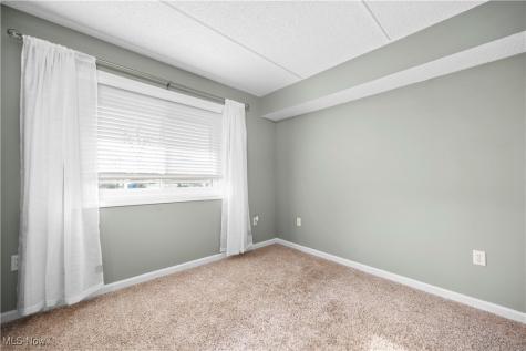 32 Marina Point Drive Sandusky OH 44870