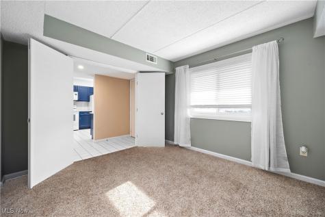 32 Marina Point Drive Sandusky OH 44870