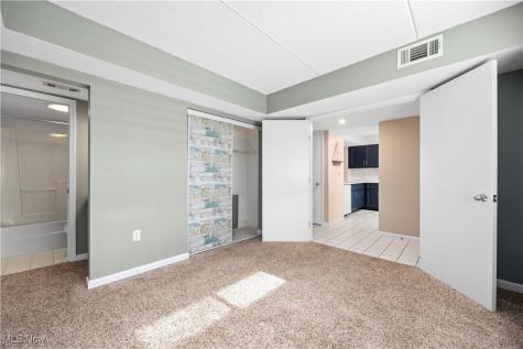 32 Marina Point Drive Sandusky OH 44870