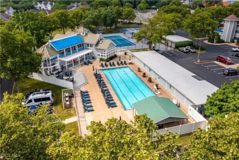 32 Marina Point Drive Sandusky OH 44870