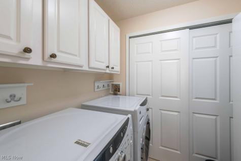 514 Vintage Point Avon Lake OH 44012