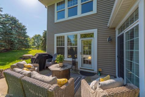 514 Vintage Point Avon Lake OH 44012