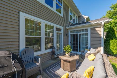 514 Vintage Point Avon Lake OH 44012