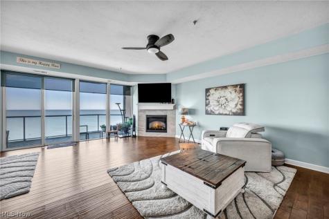 9523 Larimar Drive Willowick OH 44095