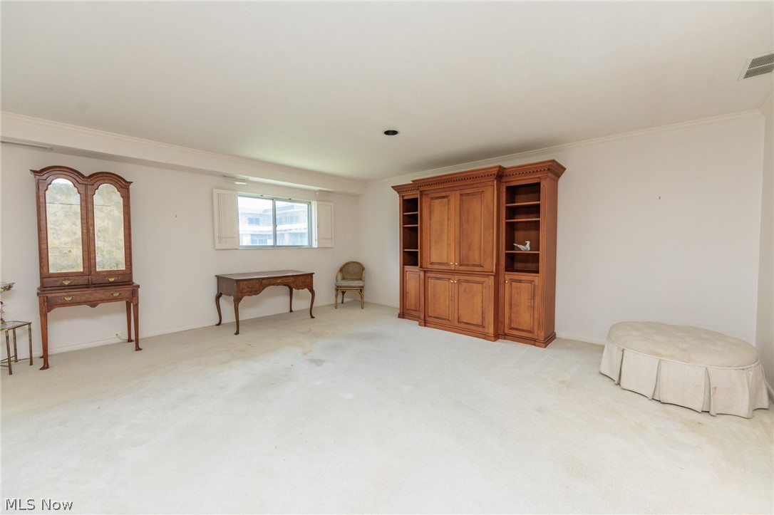 2112 Acacia Park Drive Lyndhurst OH 44124