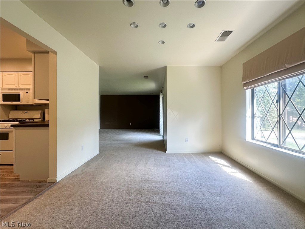 399 Quarry Lane Warren OH 44484