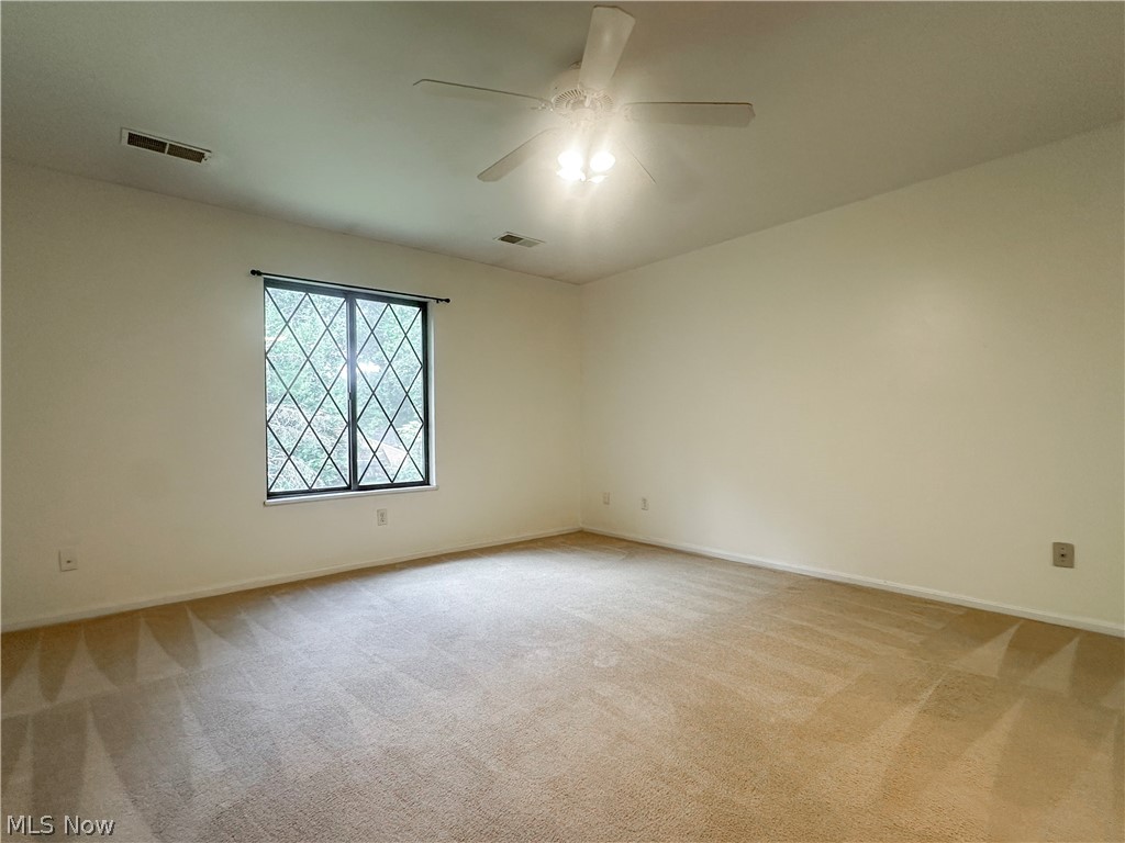 399 Quarry Lane Warren OH 44484
