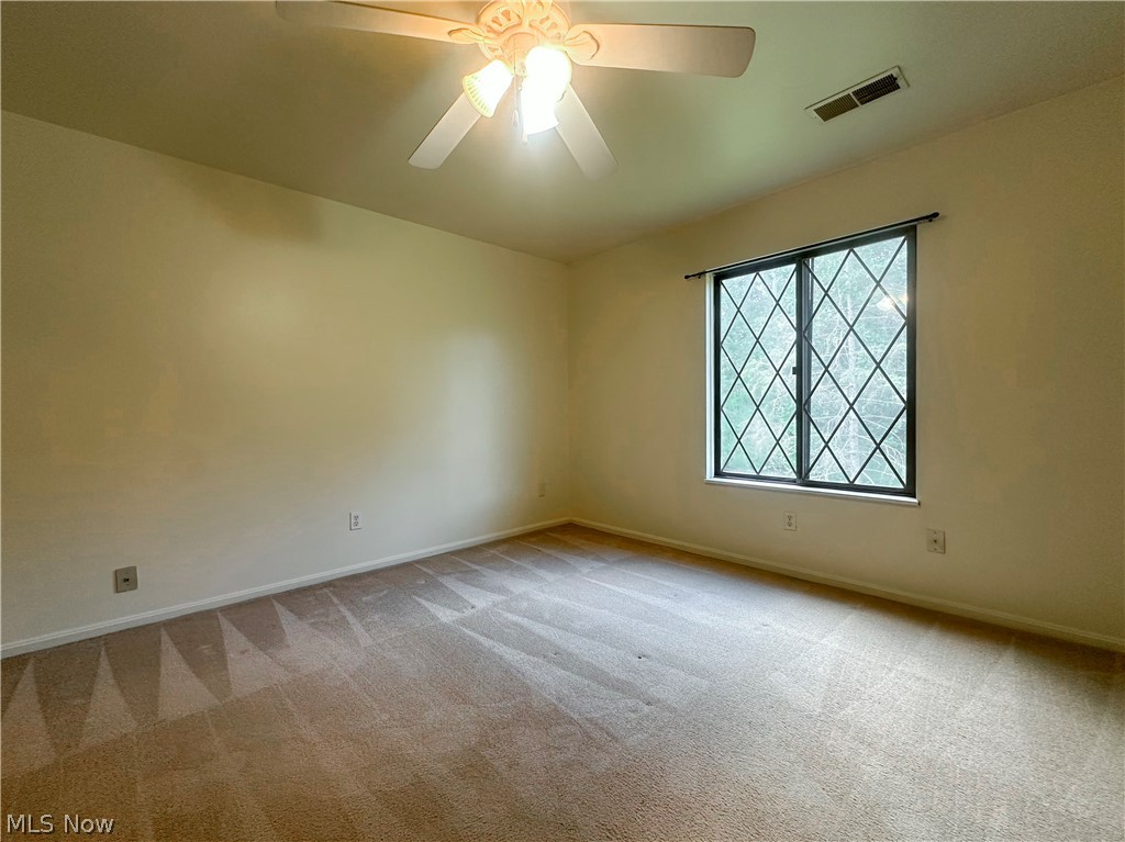 399 Quarry Lane Warren OH 44484