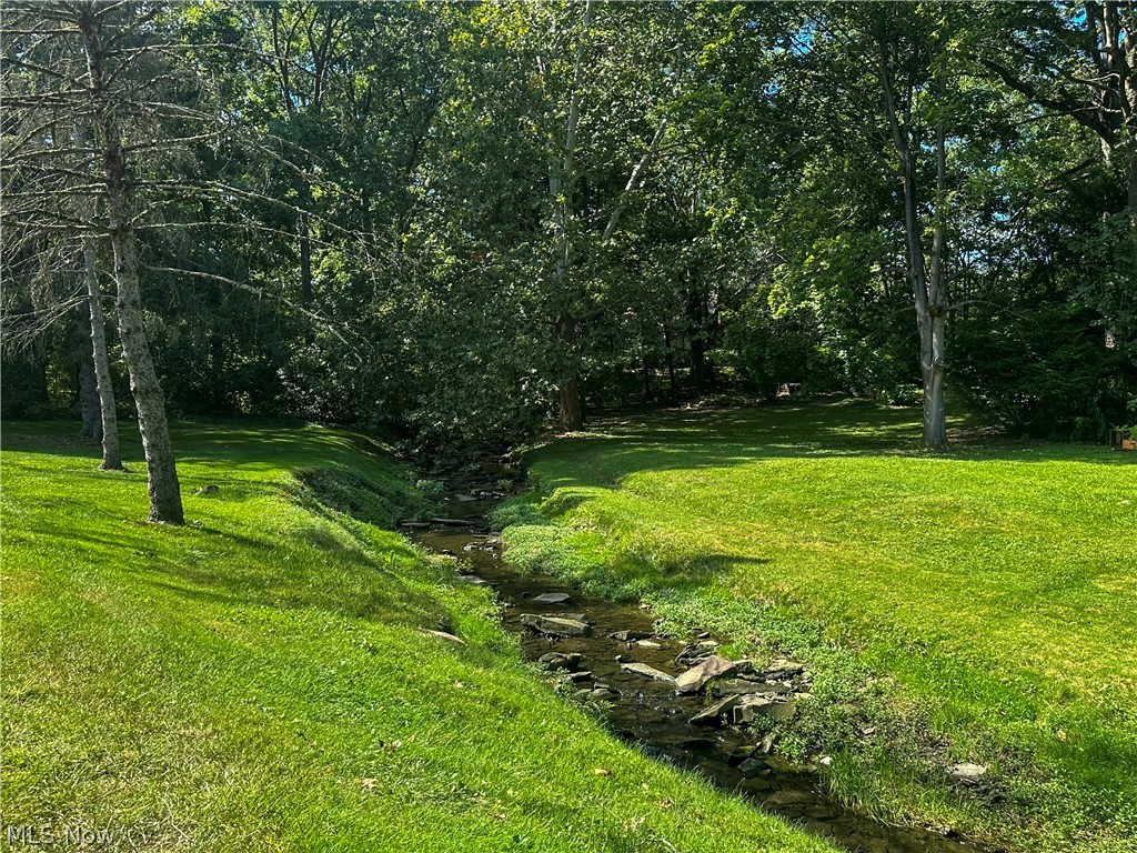 399 Quarry Lane Warren OH 44484