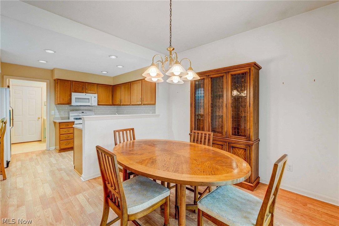 3082 Village Green Drive Westlake OH 44145