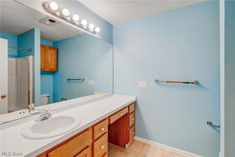 3082 Village Green Drive Westlake OH 44145