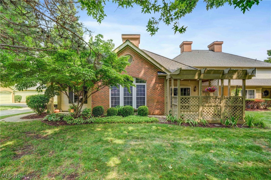 3082 Village Green Drive Westlake OH 44145