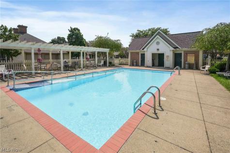 3082 Village Green Drive Westlake OH 44145
