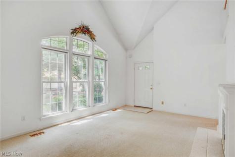 3082 Village Green Drive Westlake OH 44145