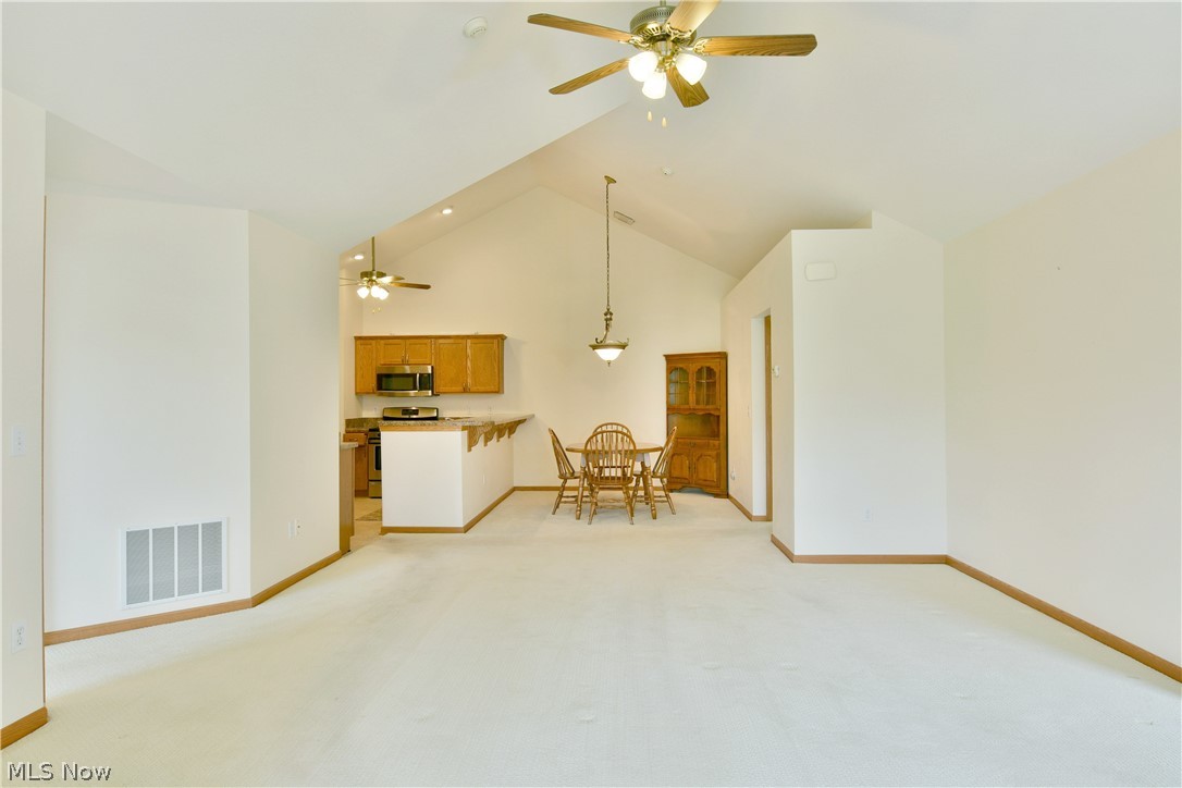 1204 River Glen Drive NE Warren OH 44484