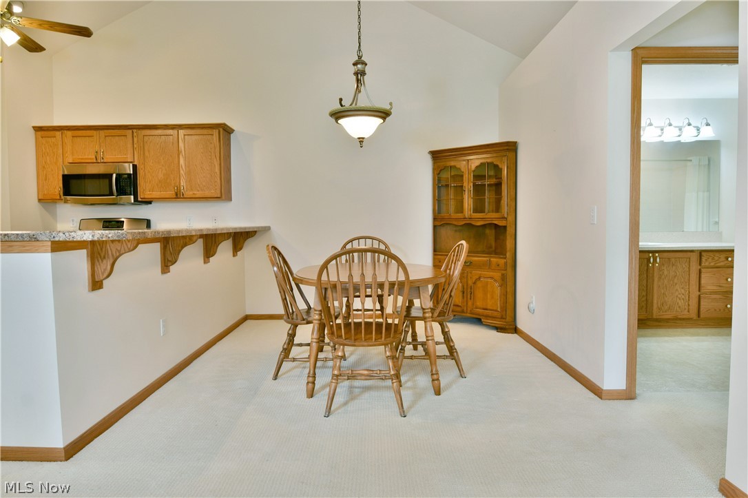 1204 River Glen Drive NE Warren OH 44484