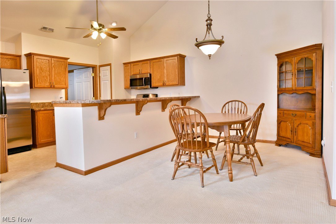 1204 River Glen Drive NE Warren OH 44484