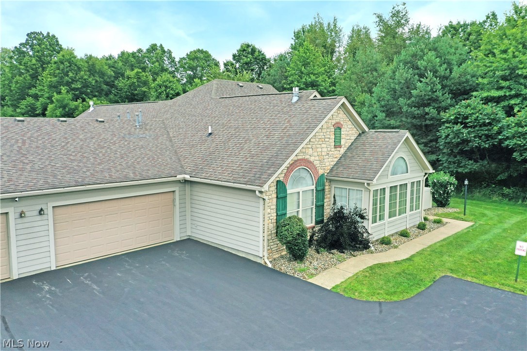 1204 River Glen Drive NE Warren OH 44484