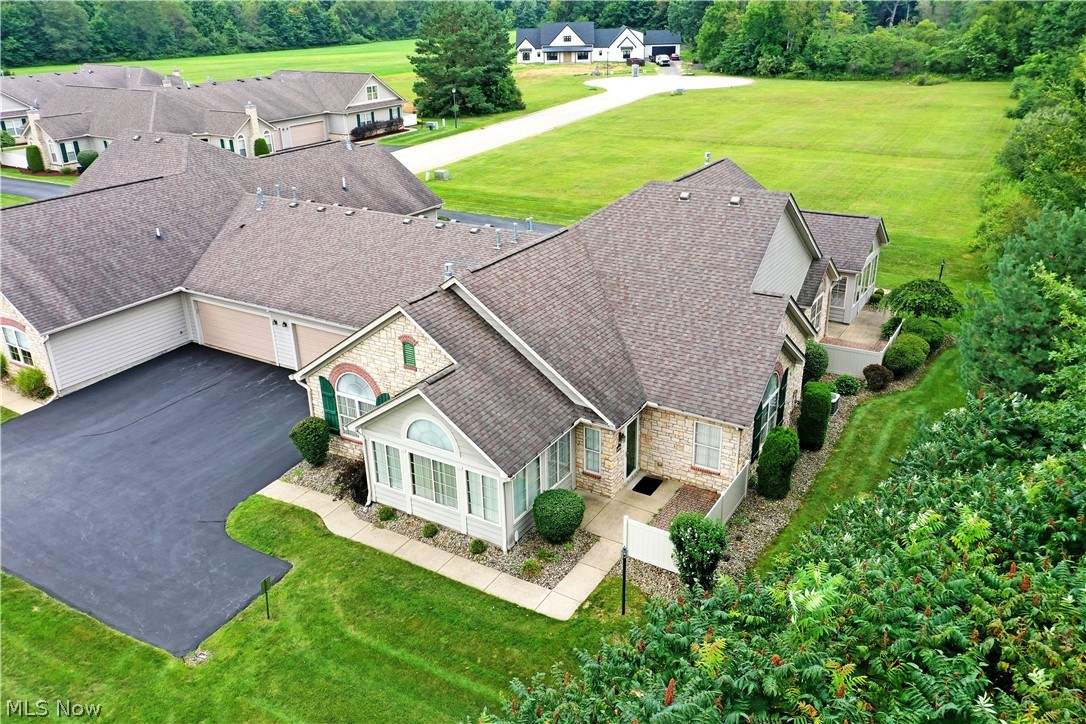 1204 River Glen Drive NE Warren OH 44484