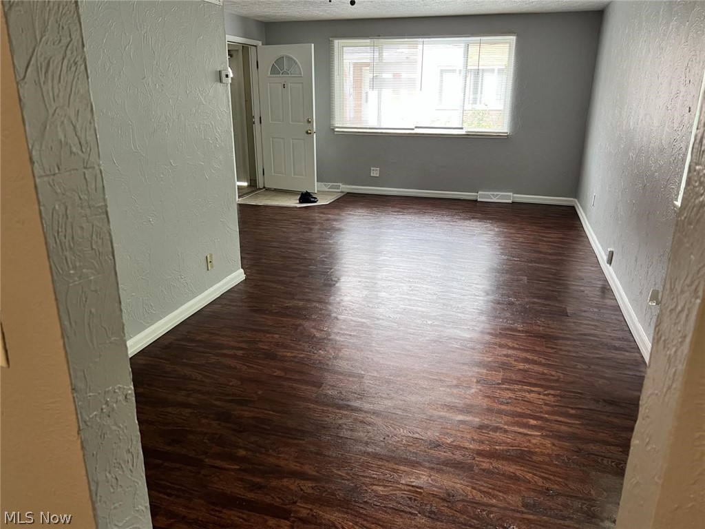 23755 Banbury Circle Warrensville Heights OH 44128