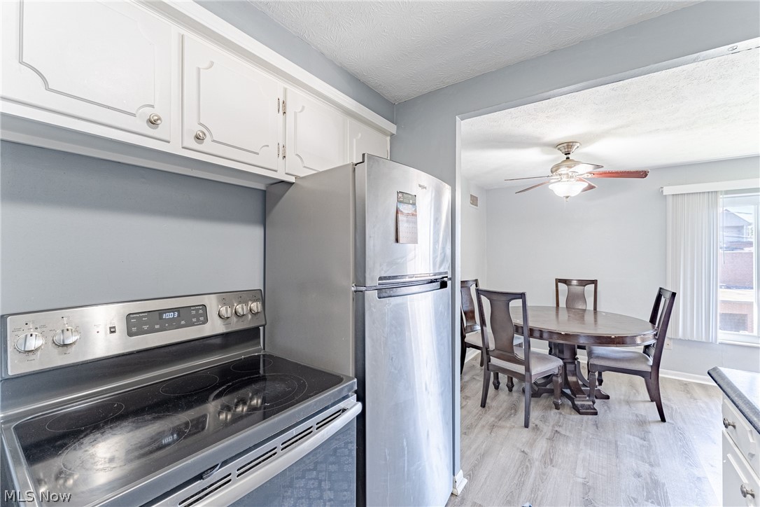 22051 River Oaks Drive Rocky River OH 44116