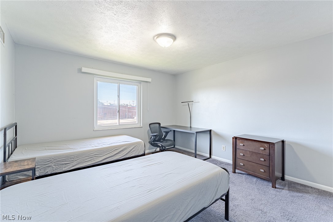 22051 River Oaks Drive Rocky River OH 44116