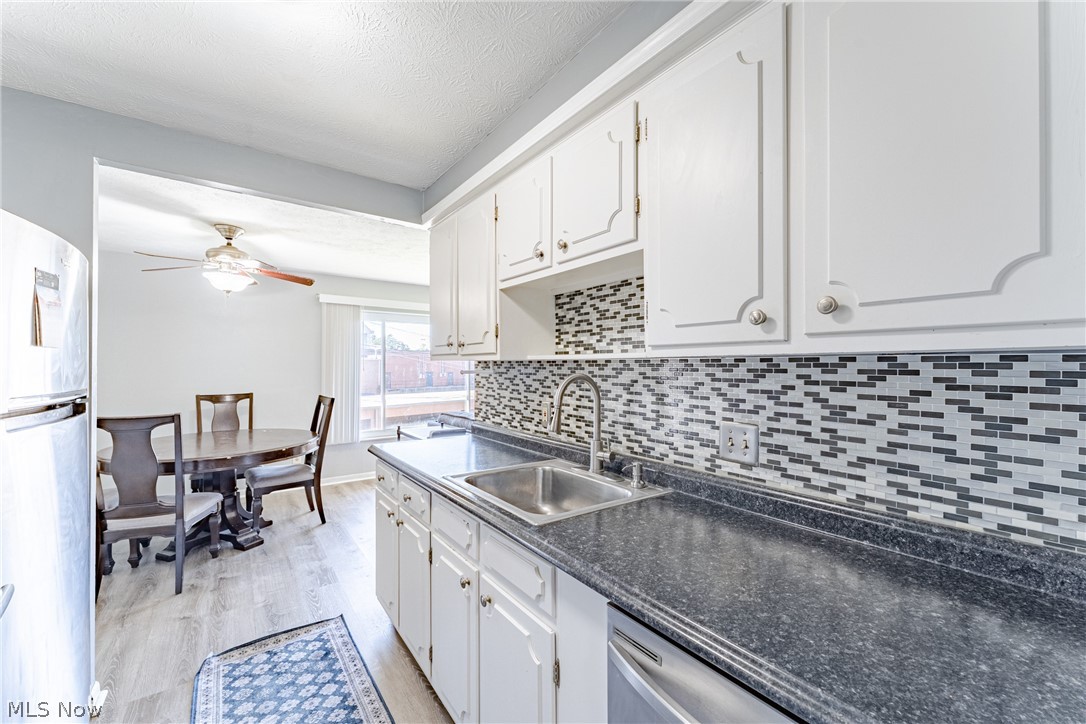 22051 River Oaks Drive Rocky River OH 44116