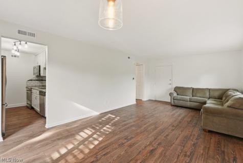 489 W Streetsboro Street Hudson OH 44236
