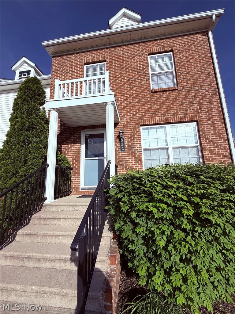 952 Hartford Village Boulevard Columbus OH 43228