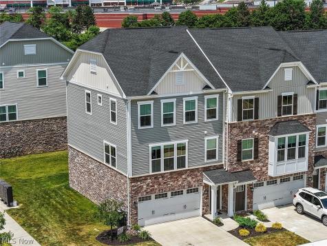 3419 Links Drive Fairlawn OH 44333