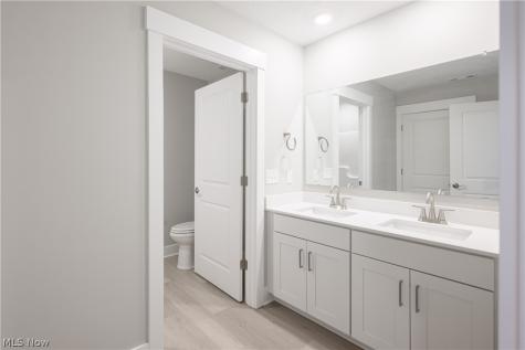 761 Rock Harbor Avon Lake OH 44012