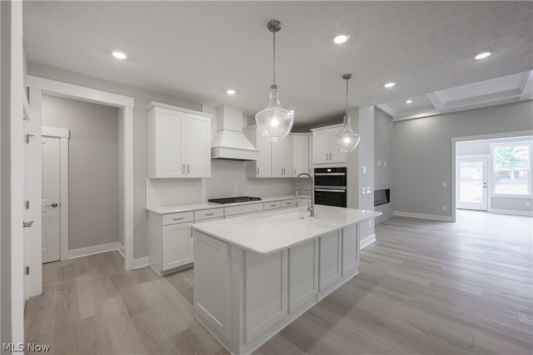 761 Rock Harbor Avon Lake OH 44012
