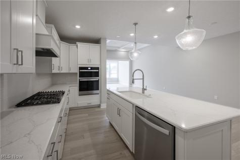761 Rock Harbor Avon Lake OH 44012