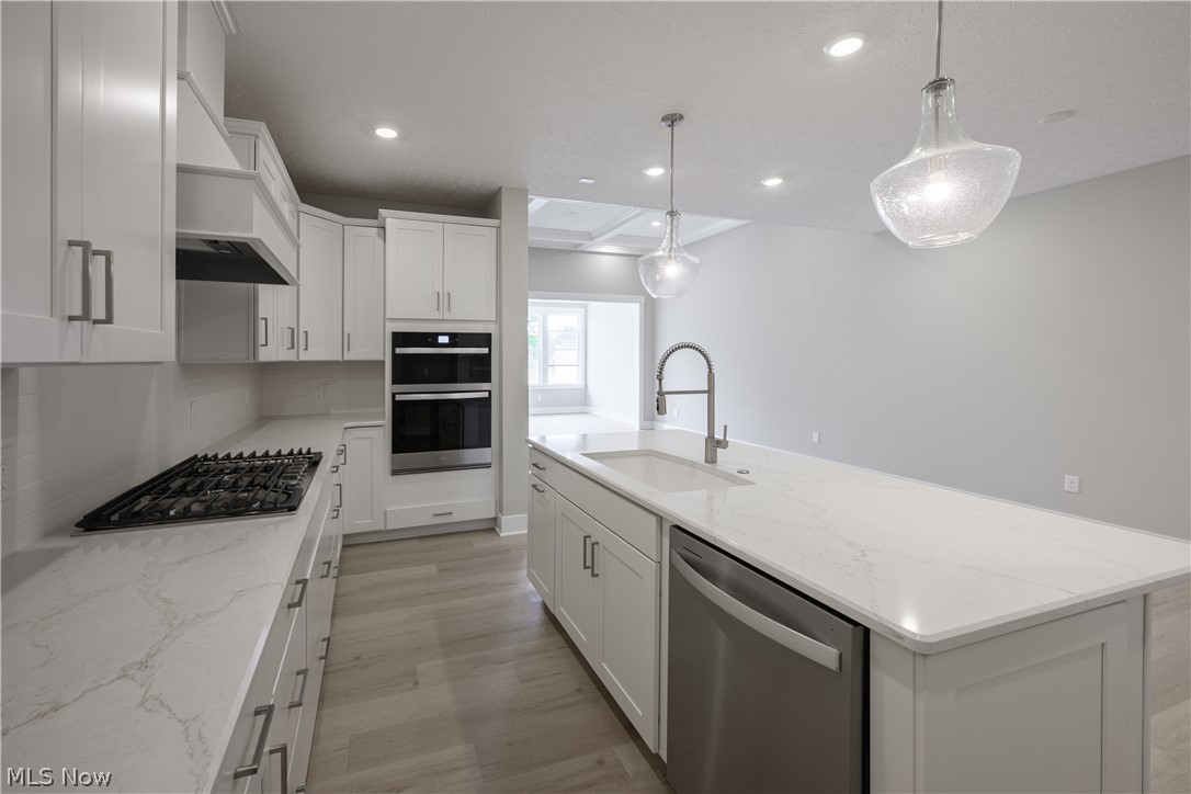 761 Rock Harbor Avon Lake OH 44012