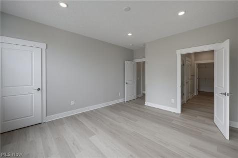 761 Rock Harbor Avon Lake OH 44012