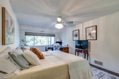 171 Court Drive Fairlawn OH 44333