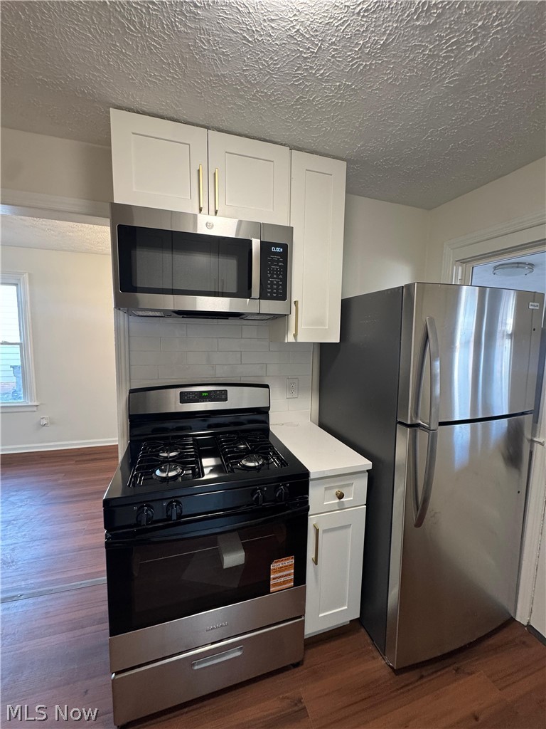 14232 Rainbow Avenue Cleveland OH 44111