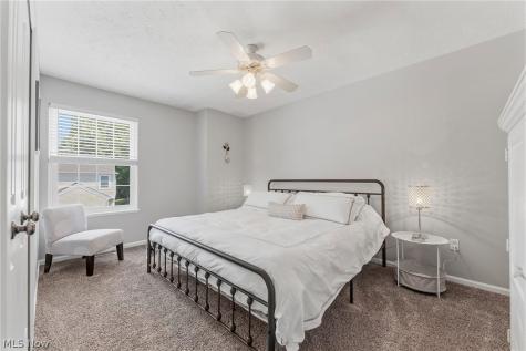 26810 Village Lane Olmsted Falls OH 44138