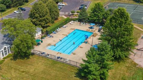 26810 Village Lane Olmsted Falls OH 44138