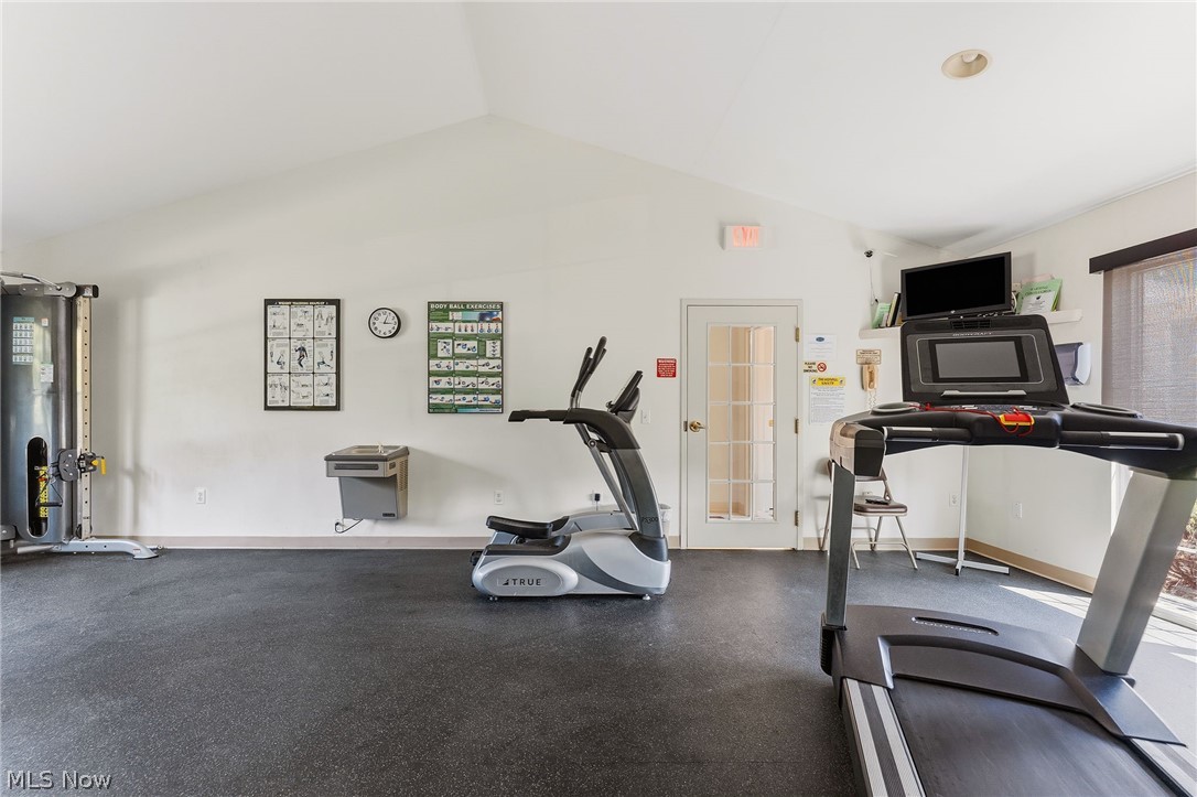 26810 Village Lane Olmsted Falls OH 44138